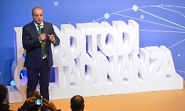 Intervista a “Mr. Reddito”: «Non è carità, ma banca del capitale umano»