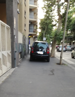 Catania: come si parcheggia facilmente.....
