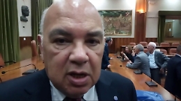 Da anni “ospite” in Sicilia spacciandosi per ambasciatore dell'Unesco, ma non lo è