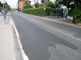 San Giovanni la Punta: strade rattoppate
