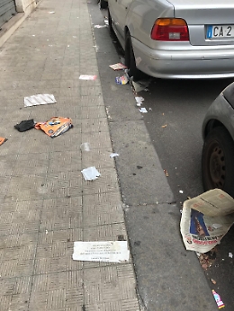 Catania: degrado in via Acireale, operatori ecologici assenti