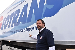 Il caso Geotrans, l'azienda confiscata al boss diventata brand di legalità