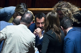 Tav, tra Lega e M5S volano gli stracci
Il Governo scricchiola, c'è aria di crisi