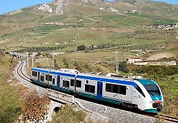 Quei treni lumaca: da Agrigento a Ragusa
in almeno sette ore e con quattro cambi
Ma Rfi: «Il futuro sarà presto migliore»