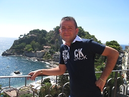 Tragico incidente al rientro da Roma
Sono morti due imprenditori di Gela