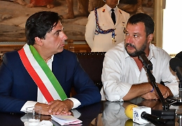Salvini: «Le contestazioni? Ma noi abbiamo salvato il Comune di Catania...»
