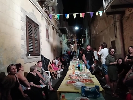 Agrigento: al centro storico festa improvvisata