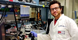 Alzheimer, il ricercatore che “resuscita”
le sinapsi umane nelle uova di rana