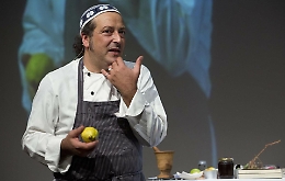 Chi è Carmelo Chiaramonte, lo chef sperimentatore che coltivava anche la marijuana