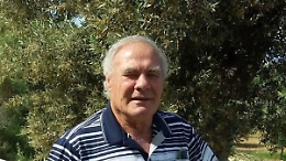 Aragona, cade dal tetto e muore
Era il Babbo Natale del Cav