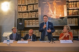 Una statua per il principe Tomasi di Lampedusa che "torna" tra le strade di Palermo