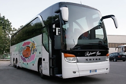 Confcommercio, impensabile che i turisti debbano scendere dagli autobus dove non è consentito