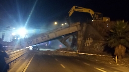 Catania-Paternò, Falcone annuncia
«Due milioni per il nuovo ponte»