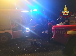 Turisti perdono orientamento sull'Etna: ritrovati dai vigili del fuoco