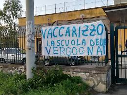 Catania, plesso Vaccarizzo: protesta per una scuola che non c'&egrave;