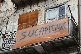 Salvini tra bagno di folla al Massimo
e contestazioni a Ballarò e a Palermo