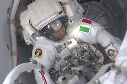Luca Parmitano lascia il comando della Stazione spaziale e torna sulla Terra