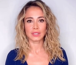 Coronavirus, Diletta Leotta per Catania-aiuta-Catania: «Mettiamoci il cuore»