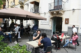 Pochi incassi e tanti problemi, in salita la ripartenza dei negozi