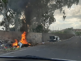 Catania, viale Lainò:  telecamera di sorveglianza per evitare questa vergogna