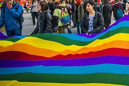 Caltagirone,  la chiamano "al maschile"
Scoppia una rissa dopo gli insulti omofobi