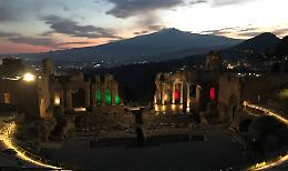 Taormina, il sindaco De Luca e il Teatro Antico: «Così è solo un affare per gli impresari»