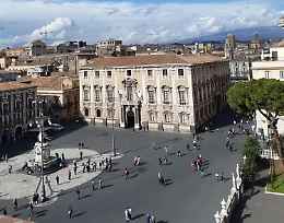 Comune di Catania, al via processo per buco di bilancio