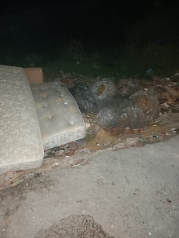 Catania: continua l'abbandono di rifiuti ingombranti