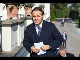 Mazzette eolico: «Questi M5S rompono sempre i cogl... Meno male che sono in declino»