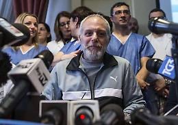 Ebola, il medico catanese è guarito «Oggi torno in Sicilia, poi in Sierra Leone»