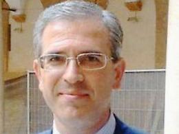 Bocciati bus gratis per forze dell'ordine, studenti, anziani e disabili. Falcone: «Voto canaglia dei grillini»