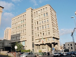 Catania: il ticket negato, i furbetti e lo scontro tra M5s e Asp