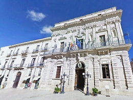 Siracusa verso le urne, i partiti e la forma dell’acqua