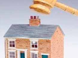 I numeri della crisi che morde: all’asta una casa ogni 86 famiglie