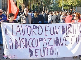 Disastro lavoro, «Nell’Isola evaporano 10mila 
posti l’anno». Quali sono aziende in sofferenza