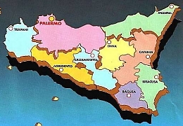 Ex Province, agonia finita o presa in giro?
Musumeci esulta, M5S e Lega si dividono