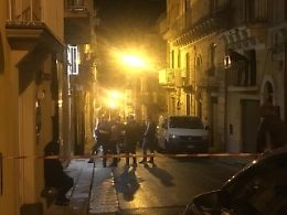 Ragusa, donna trovata morta, marito in Questura da indagato