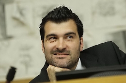 Firme false a Palermo, la scure di Grillo: sospesi Di Vita, Mannino, Nuti e Busalacchi