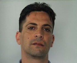 Catania, spara e ferisce il cognato perchè si stava separando dalla moglie