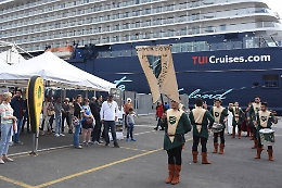 Catania, stand e spettacoli per accoglienza crocieristi