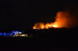 Rogo minaccia case nel Messinese: evacuate abitazioni