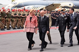 Ministri Pinotti e Minniti ad inaugurazione Squadrone "Cacciatori di Sicilia"