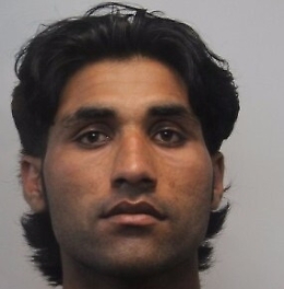 Pachistano con passaporto falso bloccato in aeroporto Catania