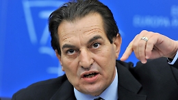 Crocetta alla Festa dell'Autonomia, un potere «da difendere con i denti»