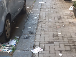 In via V.E.Orlando, dello spazzino....non si hanno notizie