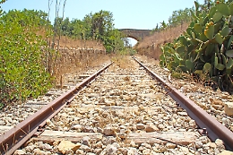 A spasso in bici sui binari antichi da Noto a Pachino in zone mozzafiato