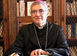 S'è fatto l'attico coi soldi dei bimbi malati, nuova bufera sull'ex vescovo di Trapani