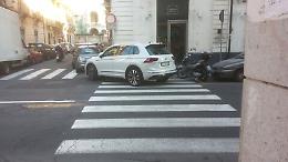 Catania, parcheggi selvaggi: civilt&agrave; vicina allo zero