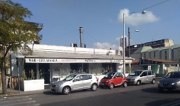 Entrano nel bar e gli sparano: agguato a titolare di un bar a Catania. E' grave