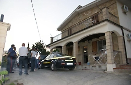 Mafia,  così la “famiglia” gestiva i beni già sequestrati: sei arresti a Enna  e Messina